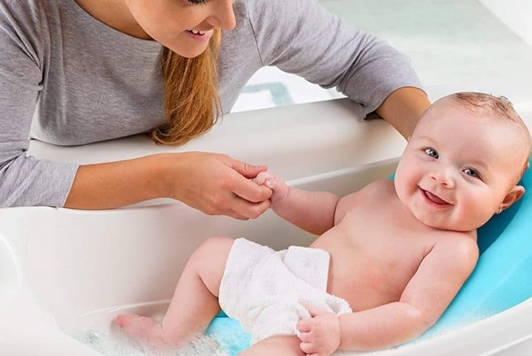 best time to bathe a newborn baby