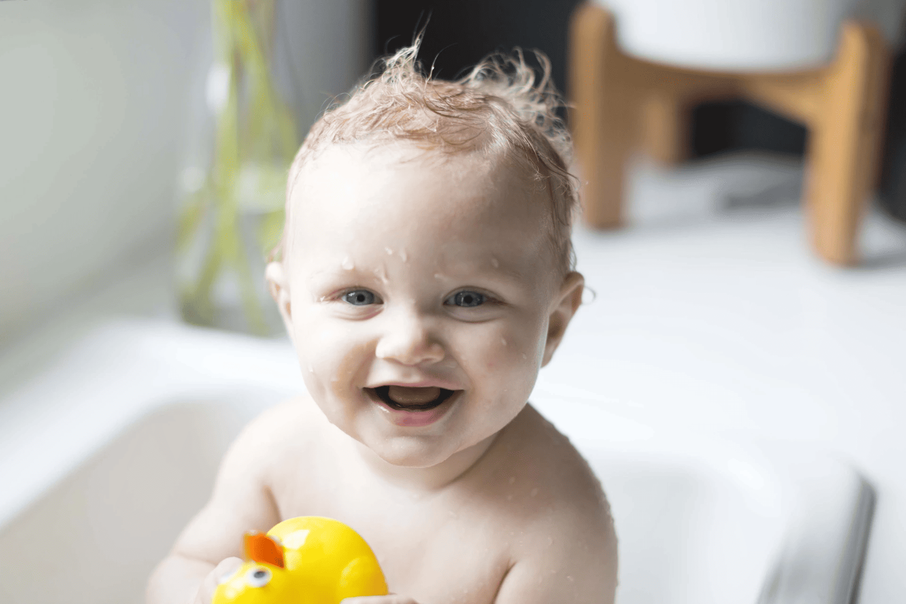 Baby Shower Cup Newborn Kids Bathing Cute Water Scoop Shampoo Rinse Sprinkler 