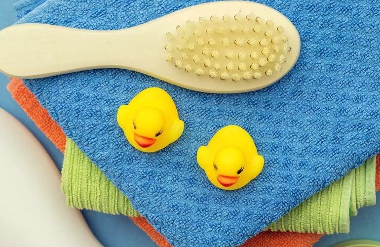 bathing with mom